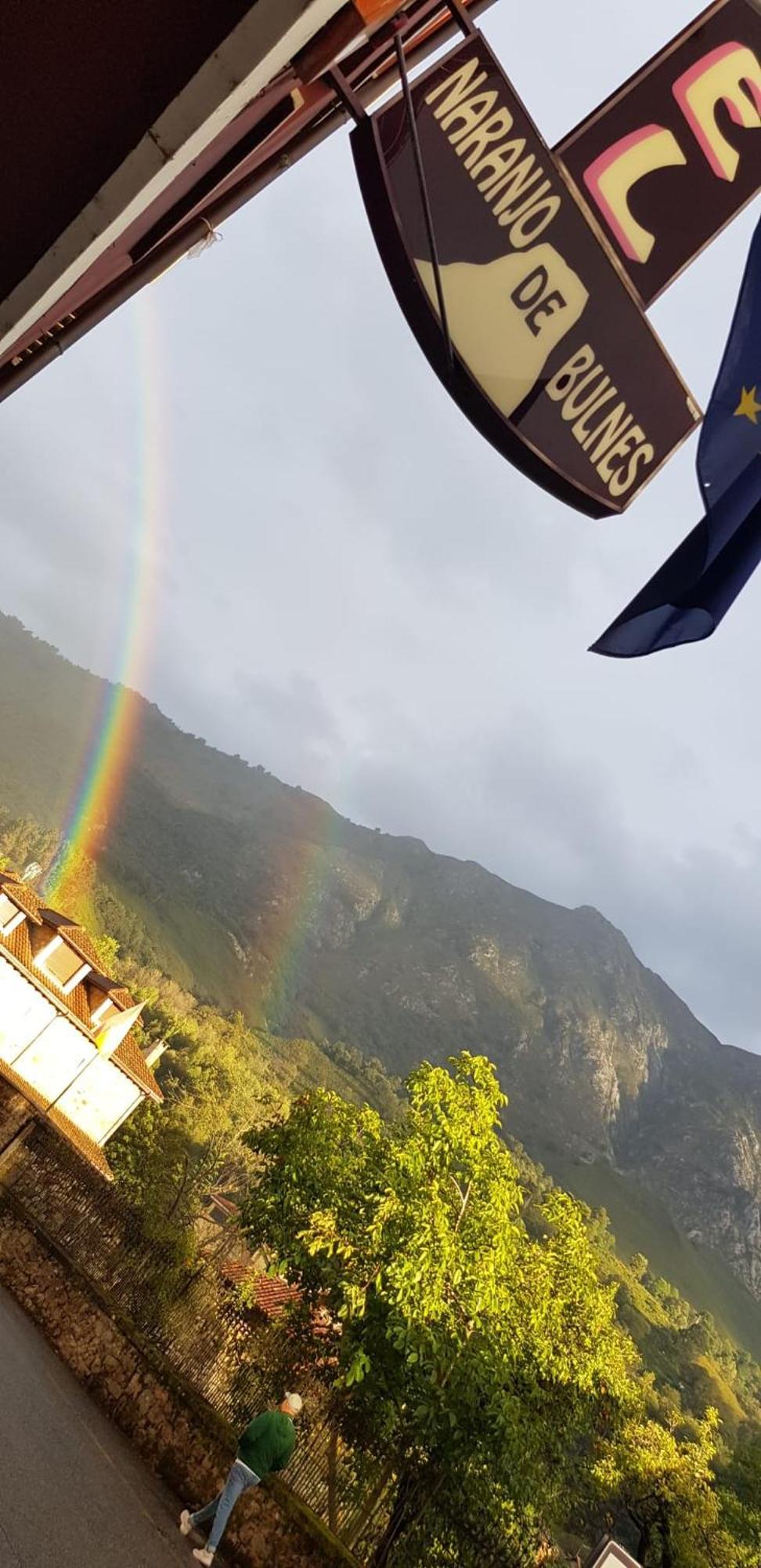 Hotel Naranjo De Bulnes Лас-Аренас Екстер'єр фото