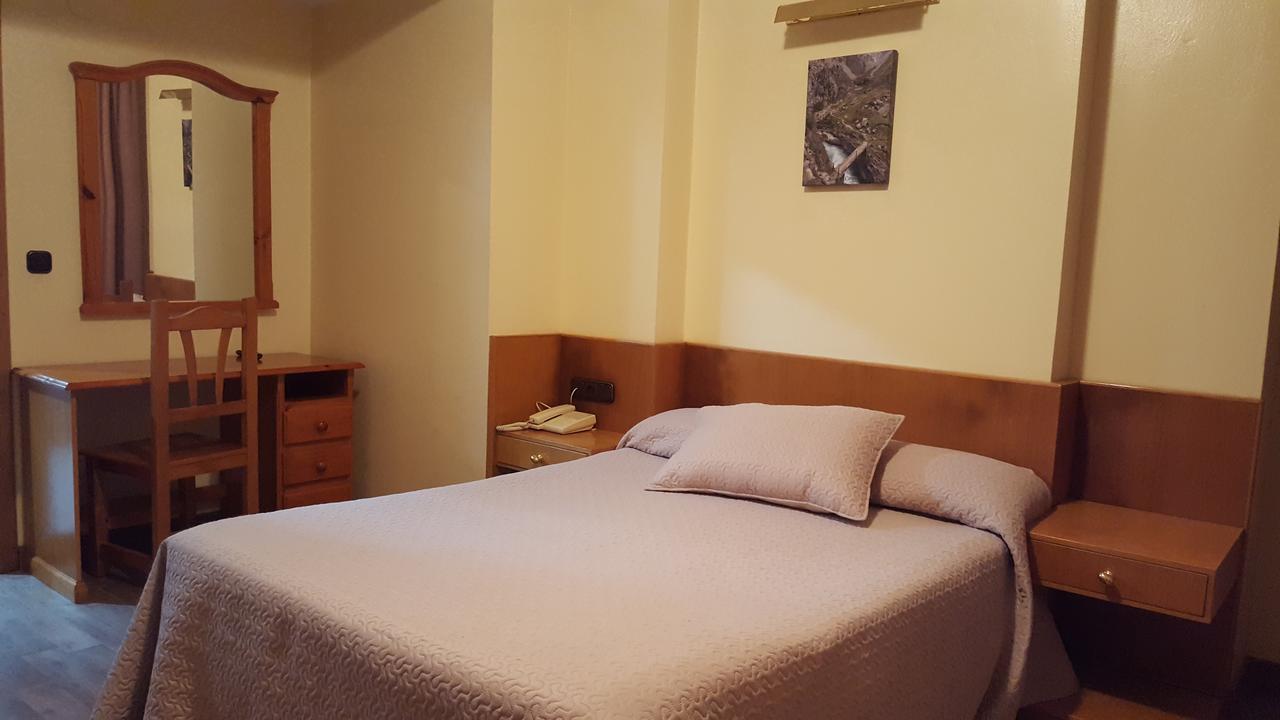 Hotel Naranjo De Bulnes Лас-Аренас Екстер'єр фото